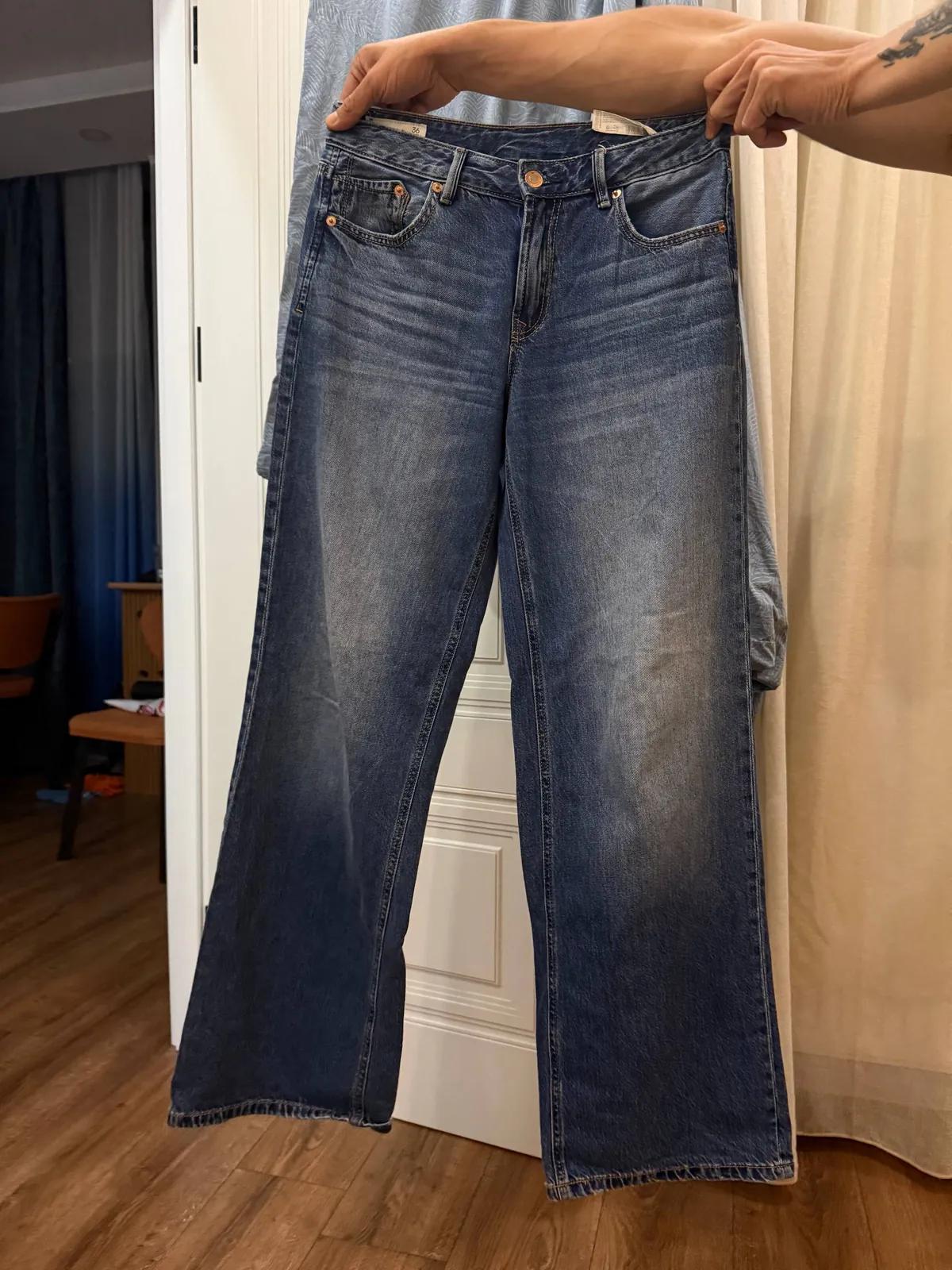 Женские джинсы Stradivarius размер 36