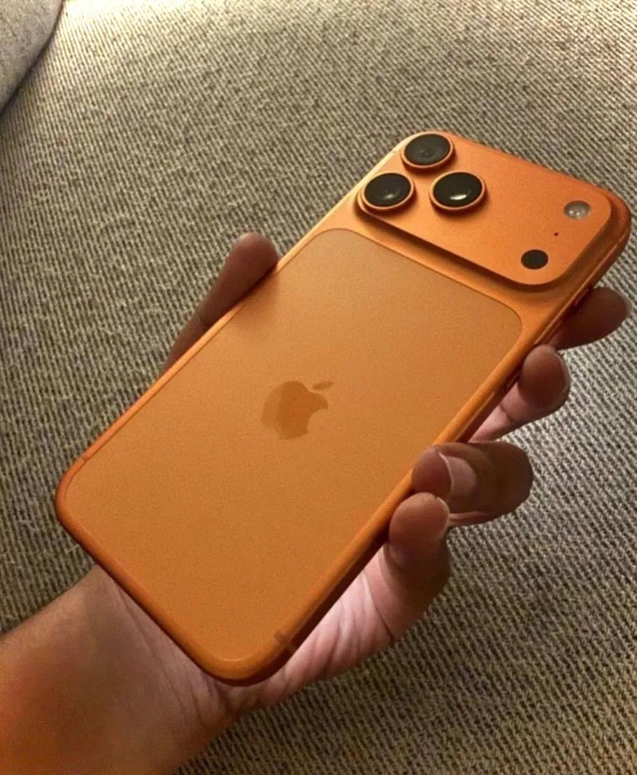 IPhone 17 Pro Max 1TB оранжевый новый