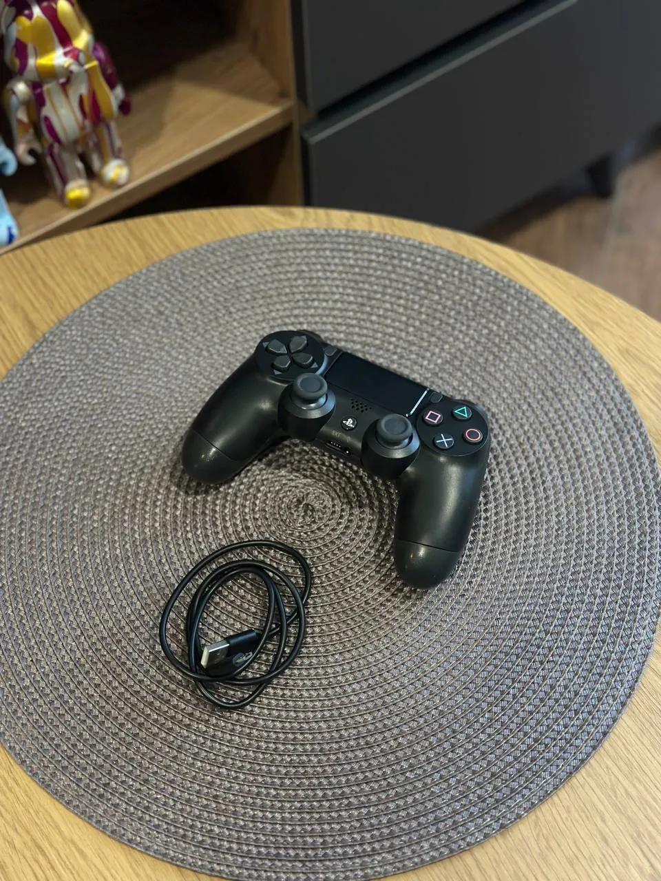 Геймпад DualShock 4 для PlayStation
