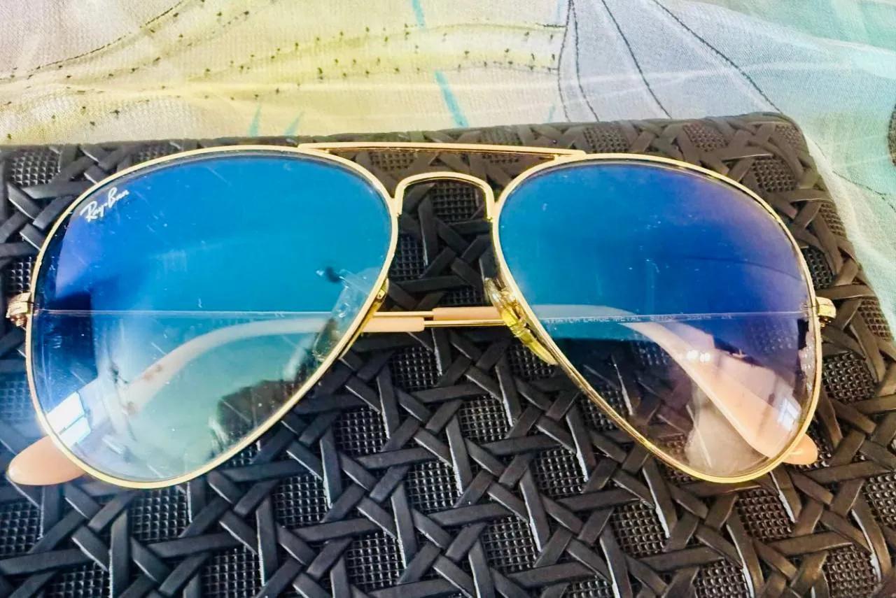 Солнцезащитные очки Ray-Ban оригинал в новом состоянии