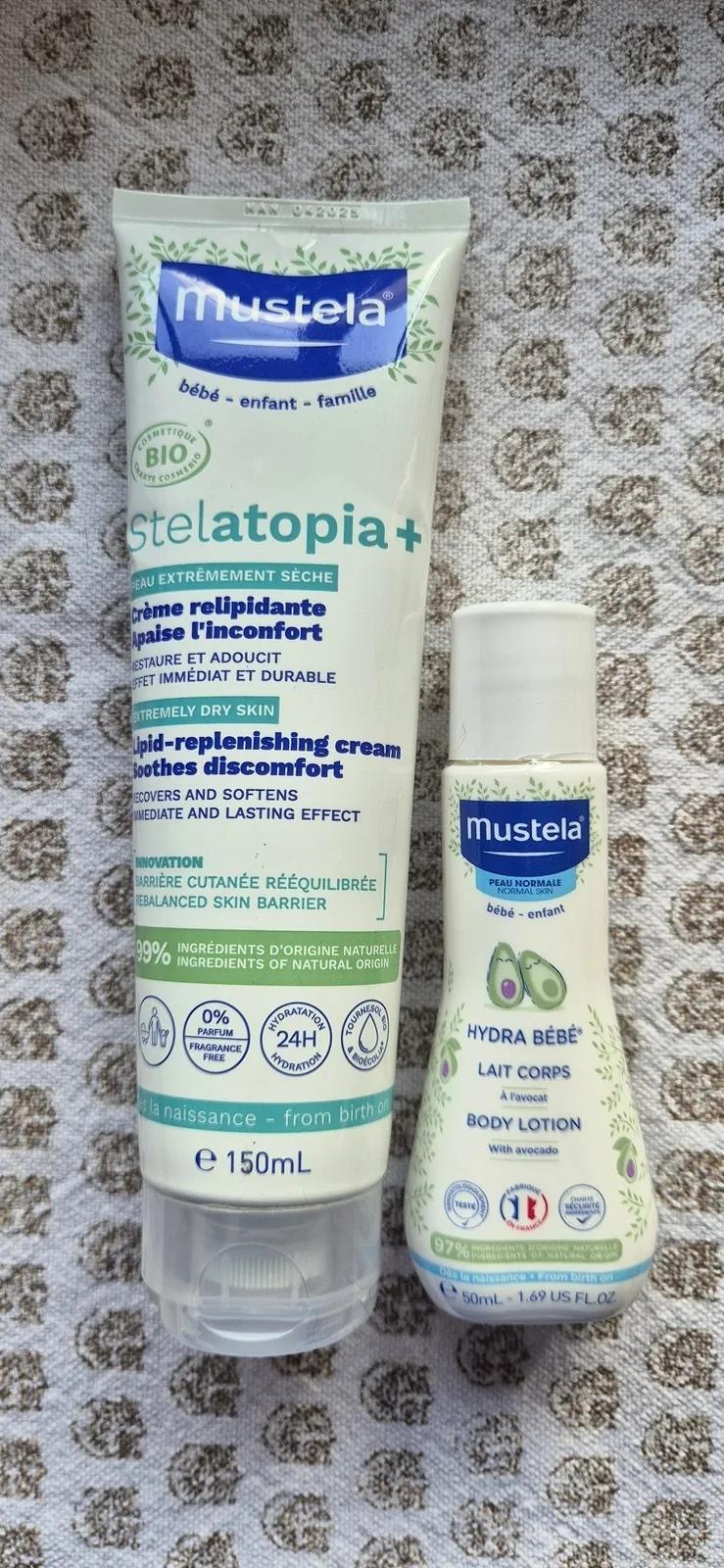 Набор Mustela для ухода за кожей малыша
