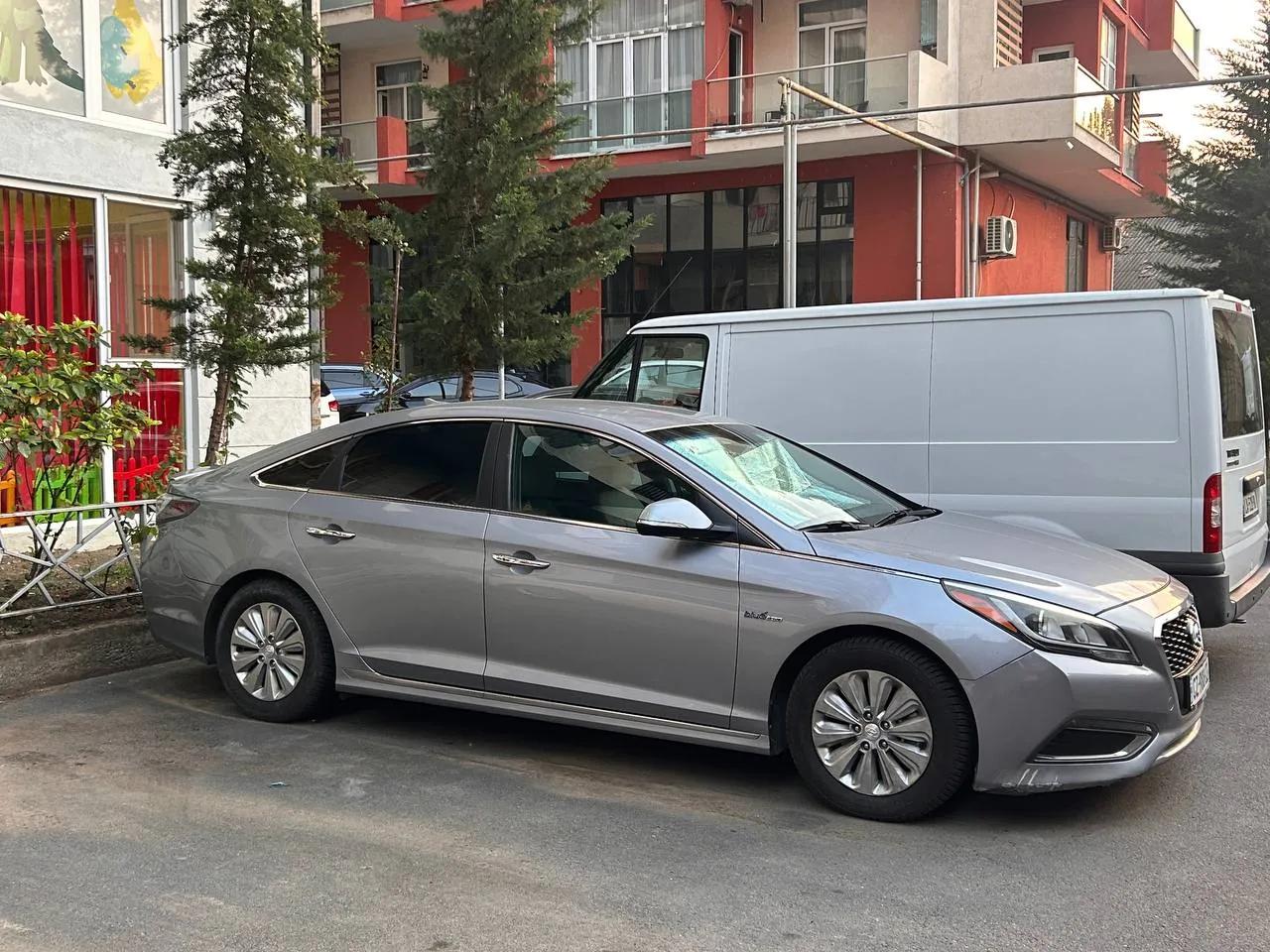 Hyundai Sonata гибрид 2016 года