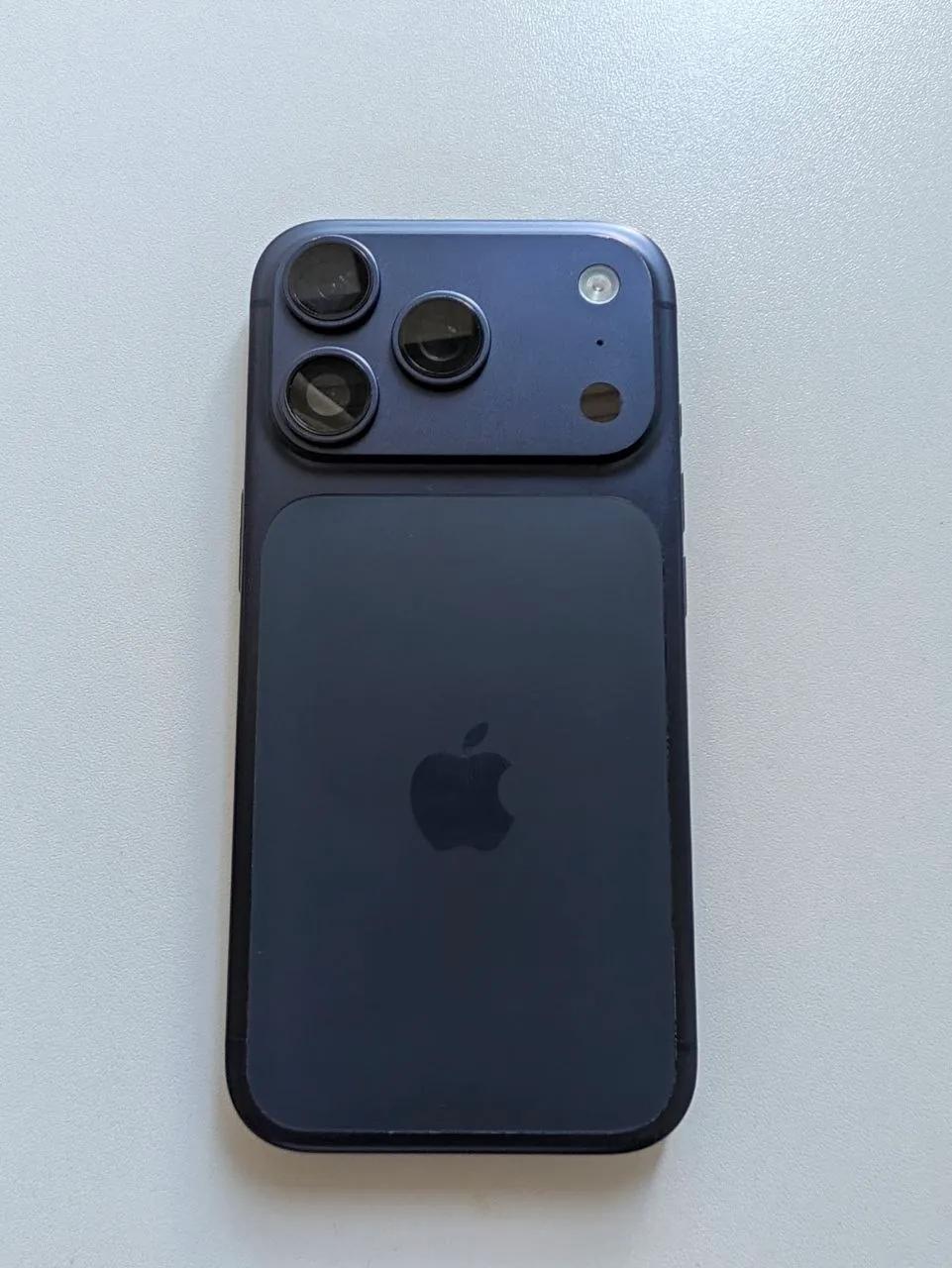 IPhone 17 Pro 256 ГБ, американская версия