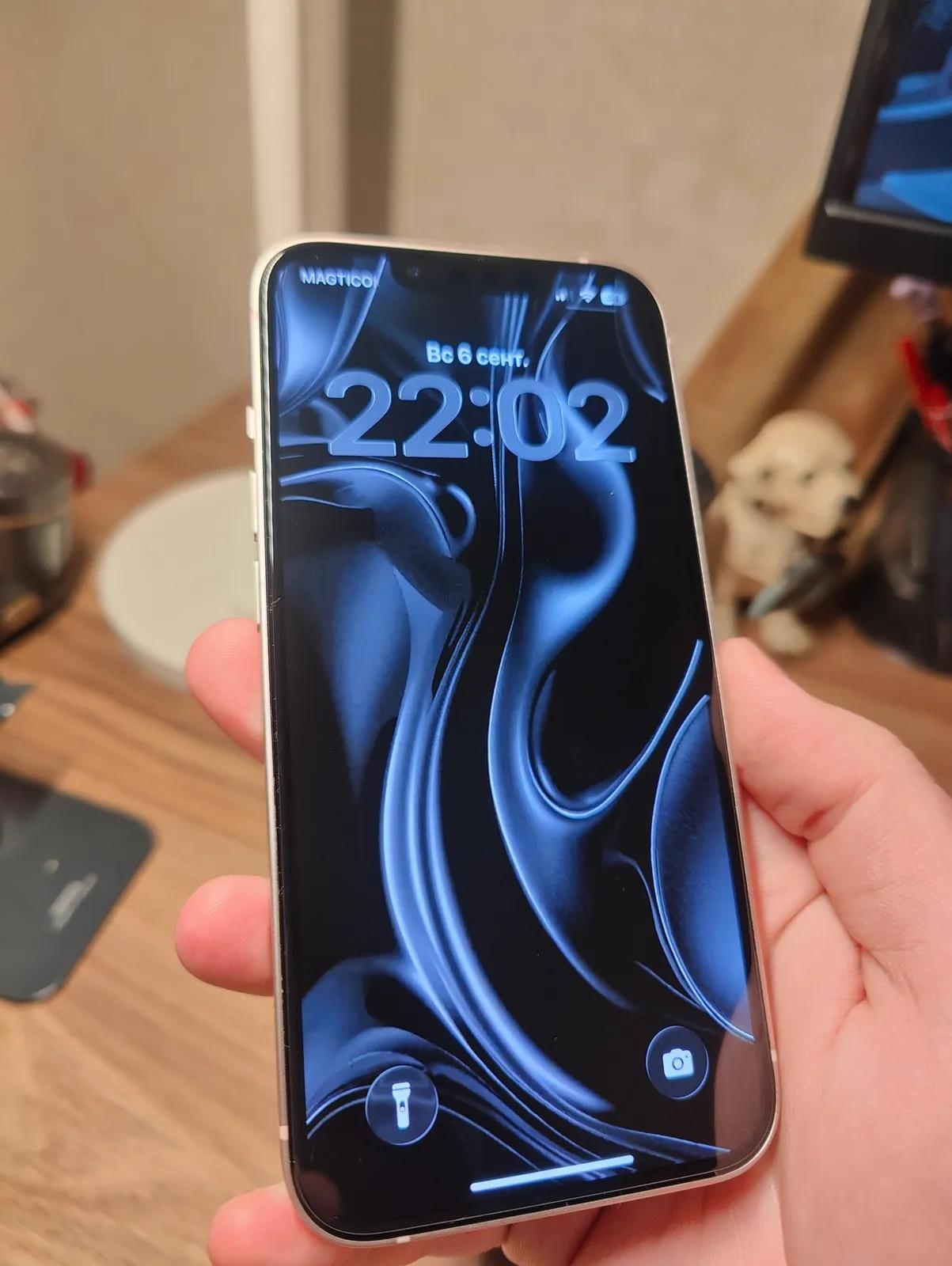 IPhone 13 128 ГБ розовый, аккумулятор 77%
