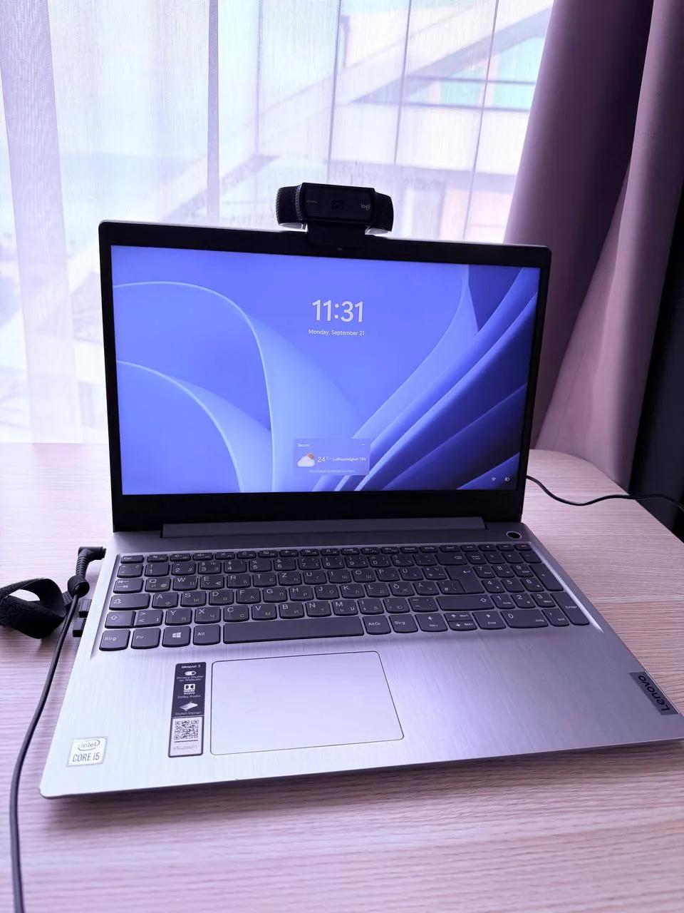 Ноутбук Lenovo IdeaPad 3 Intel Core i5 с веб-камерой
