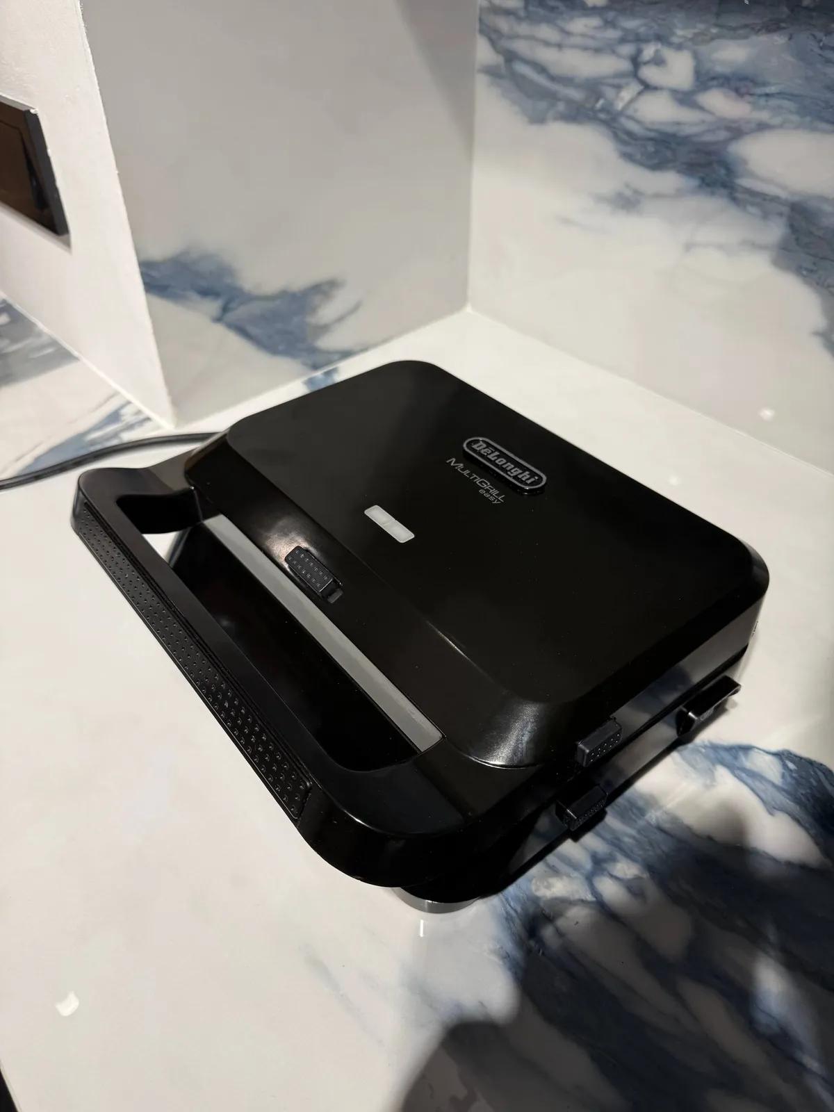 Мультигриль-вафельница Delonghi
