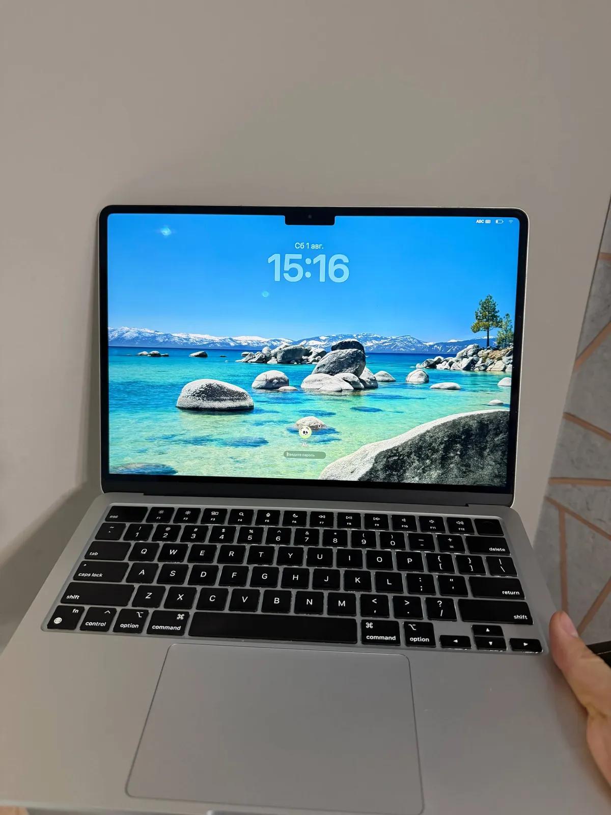 MacBook Air M2 8GB/256GB