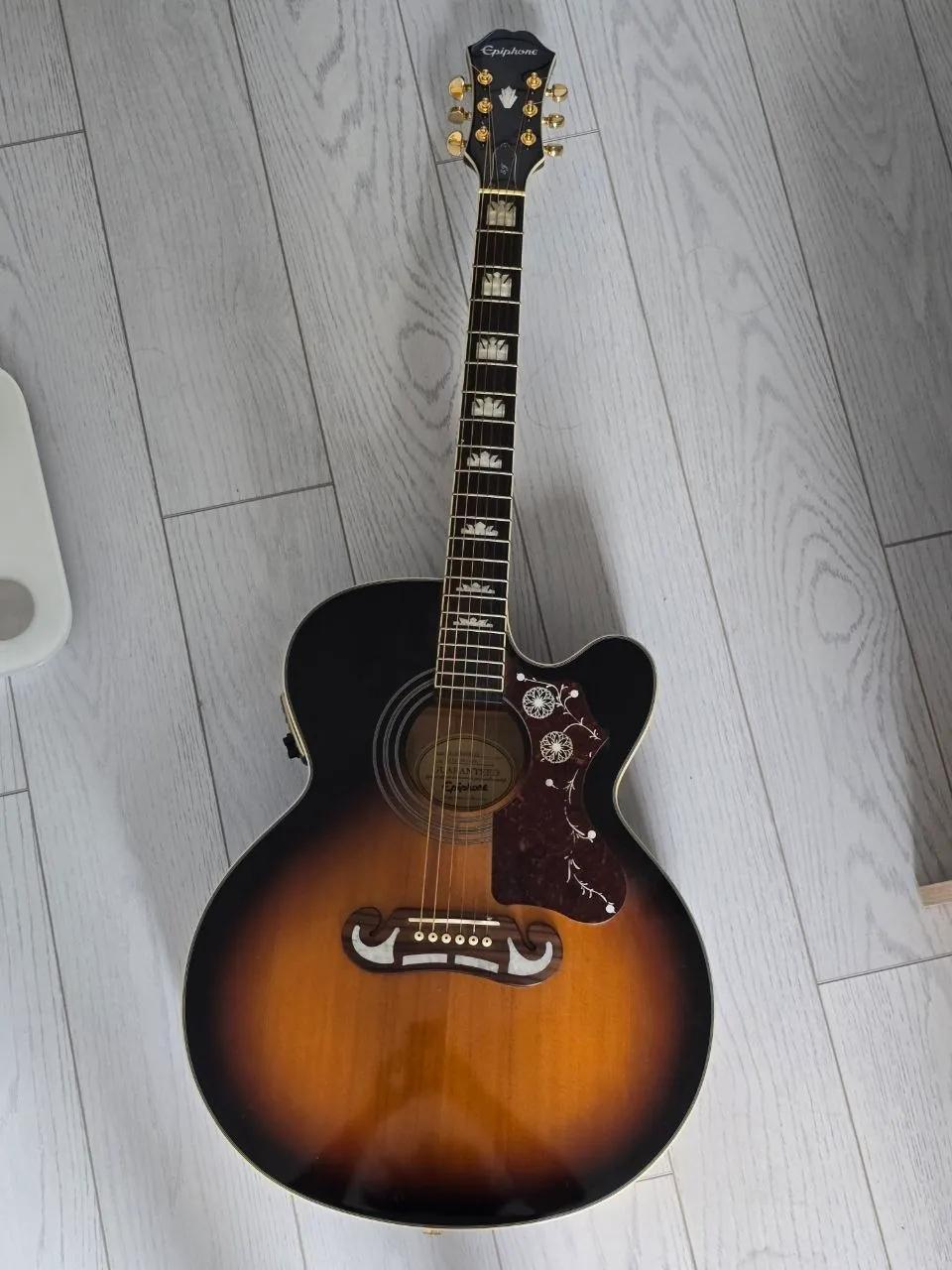 Гитара Epiphone EJ-200SCE
