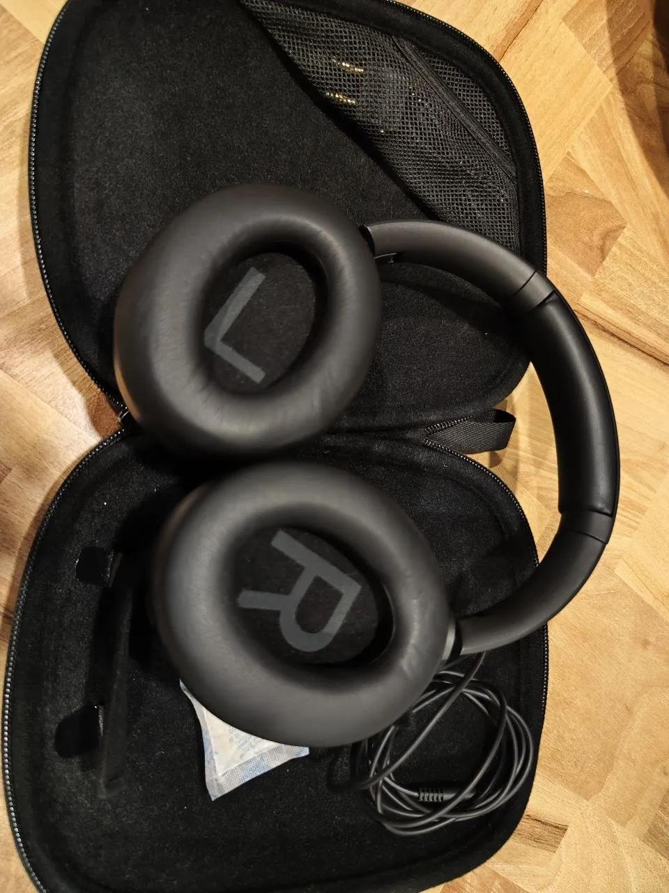 Наушники Philips TAH8506BK