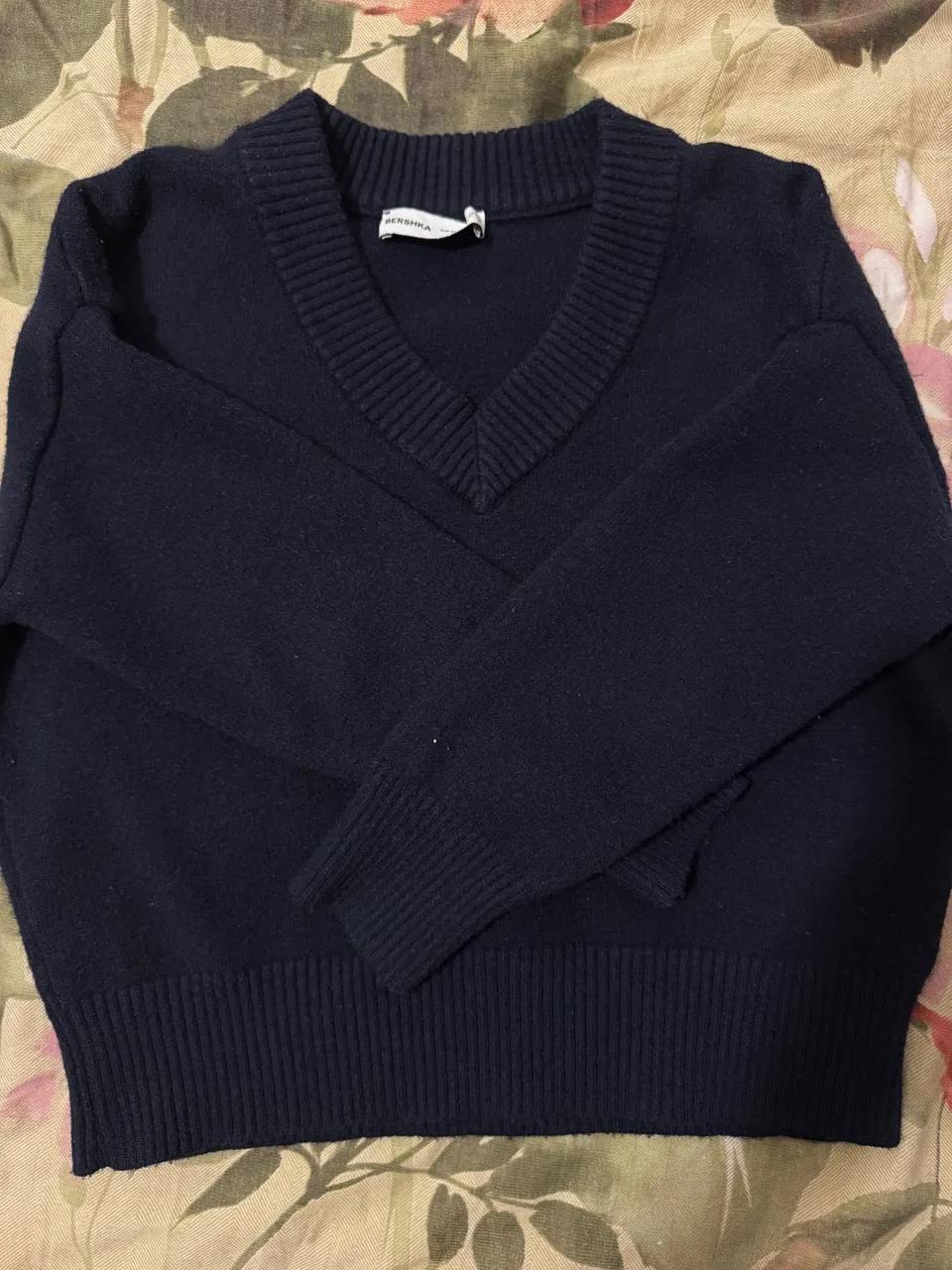 Свитер Bershka и брюки Stradivarius