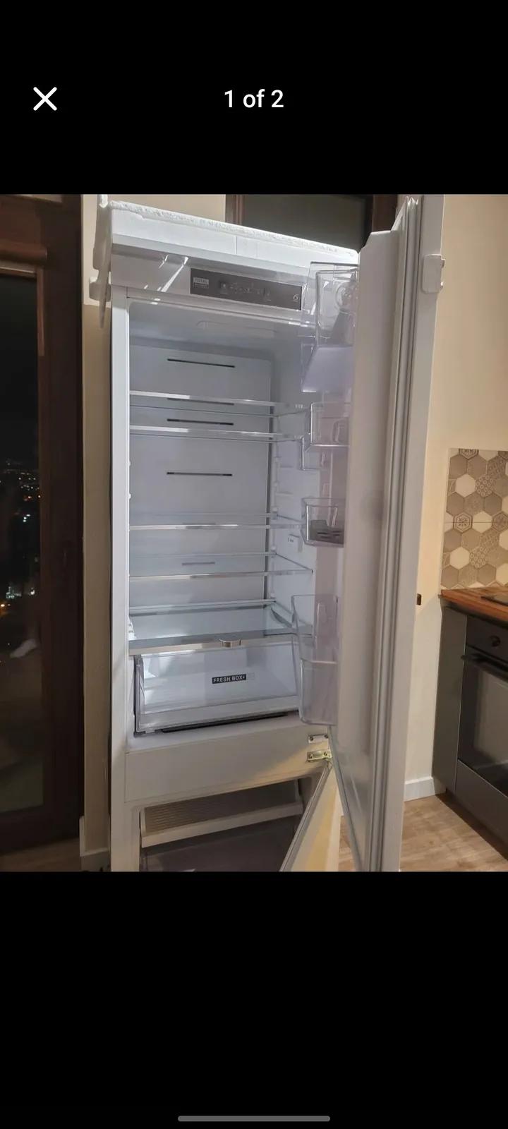 Встраиваемый холодильник Whirlpool