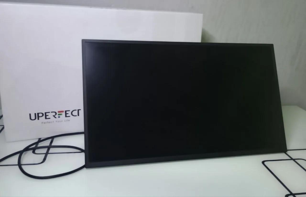 Монитор UPERFECT и клавиатура RAPOO