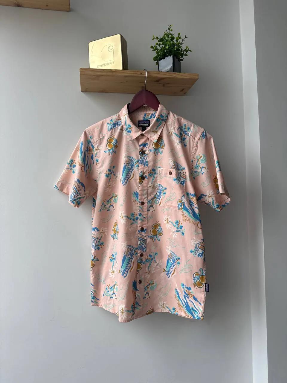 Рубашка Patagonia размер S отличная