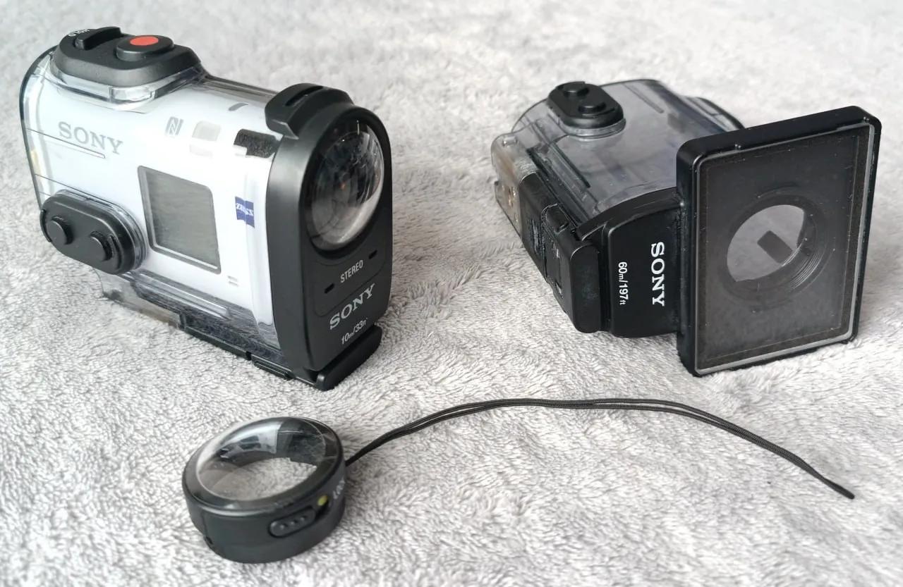 Экшн-камера Sony X1000V с аквабоксами