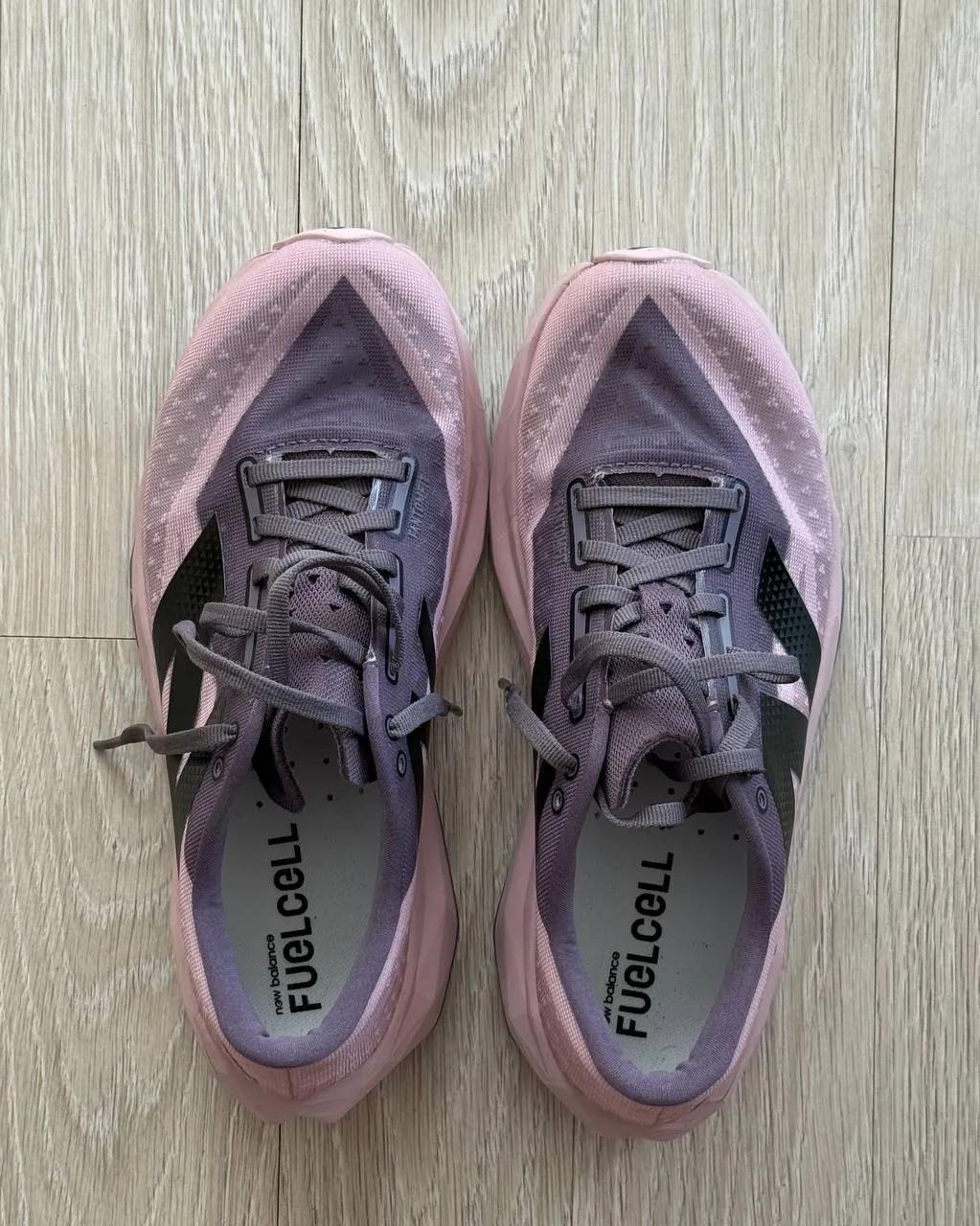 Кроссовки New Balance Rebel v4 беговые