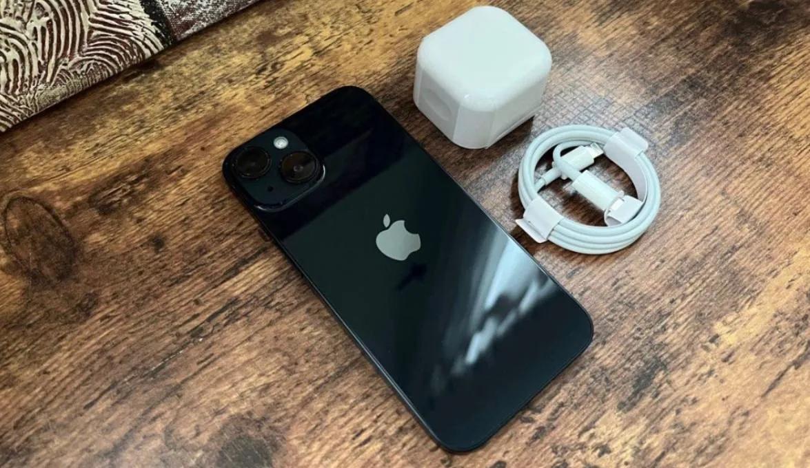 iPhone 14 идеальное состояние