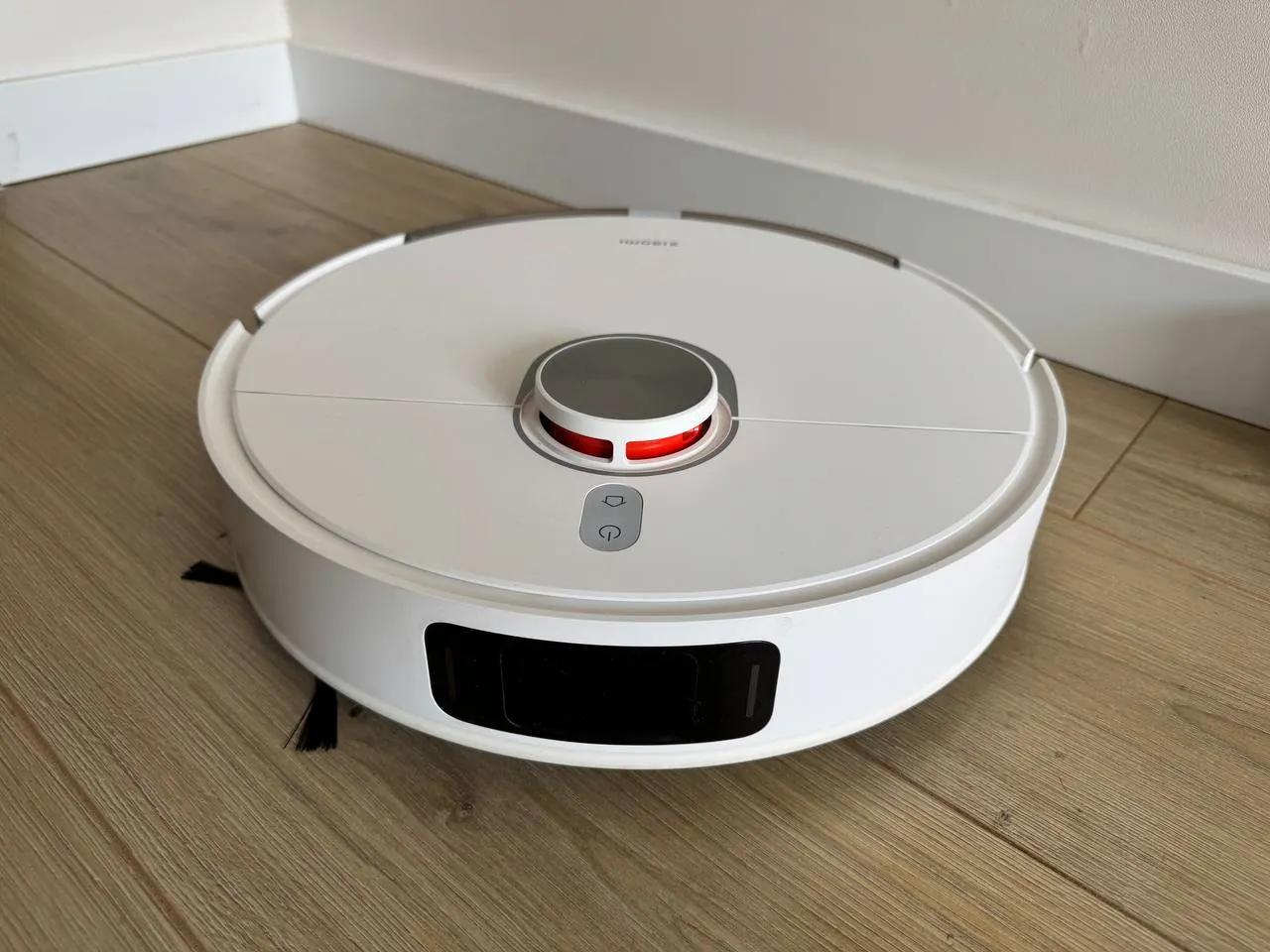 Робот-пылесос Xiaomi Robot Vacuum S20+