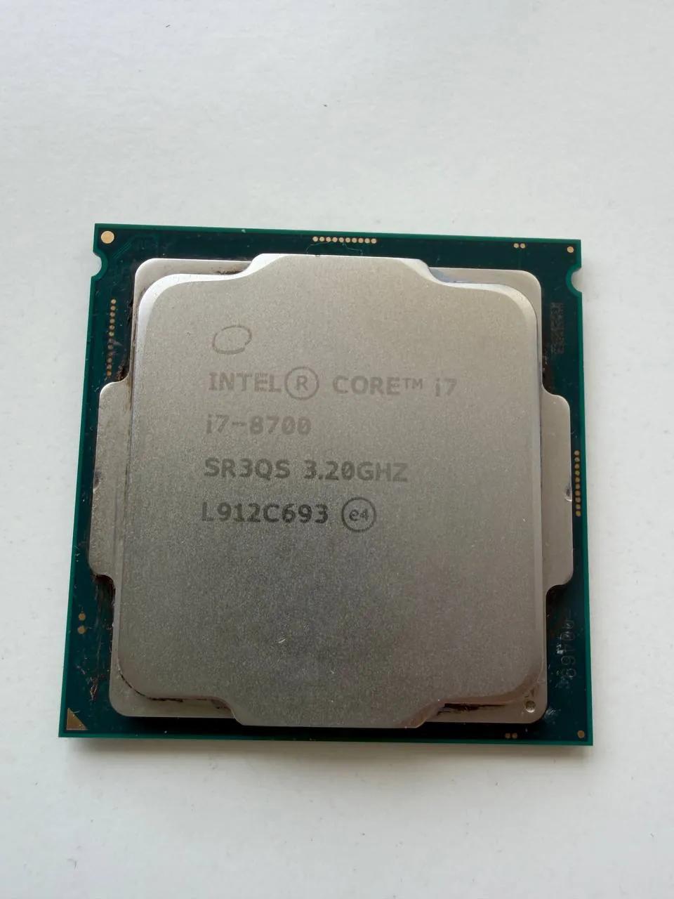 Процессор i7-8700 и память Kingston 16GB