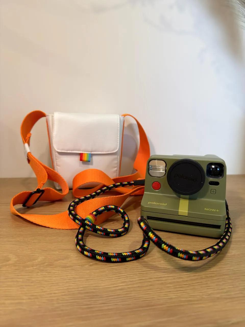 Polaroid, наушники, аксессуары Apple, очки