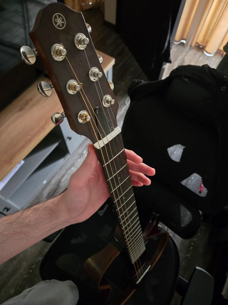 Гитара Yamaha Silent SLG200S с чехлом 2