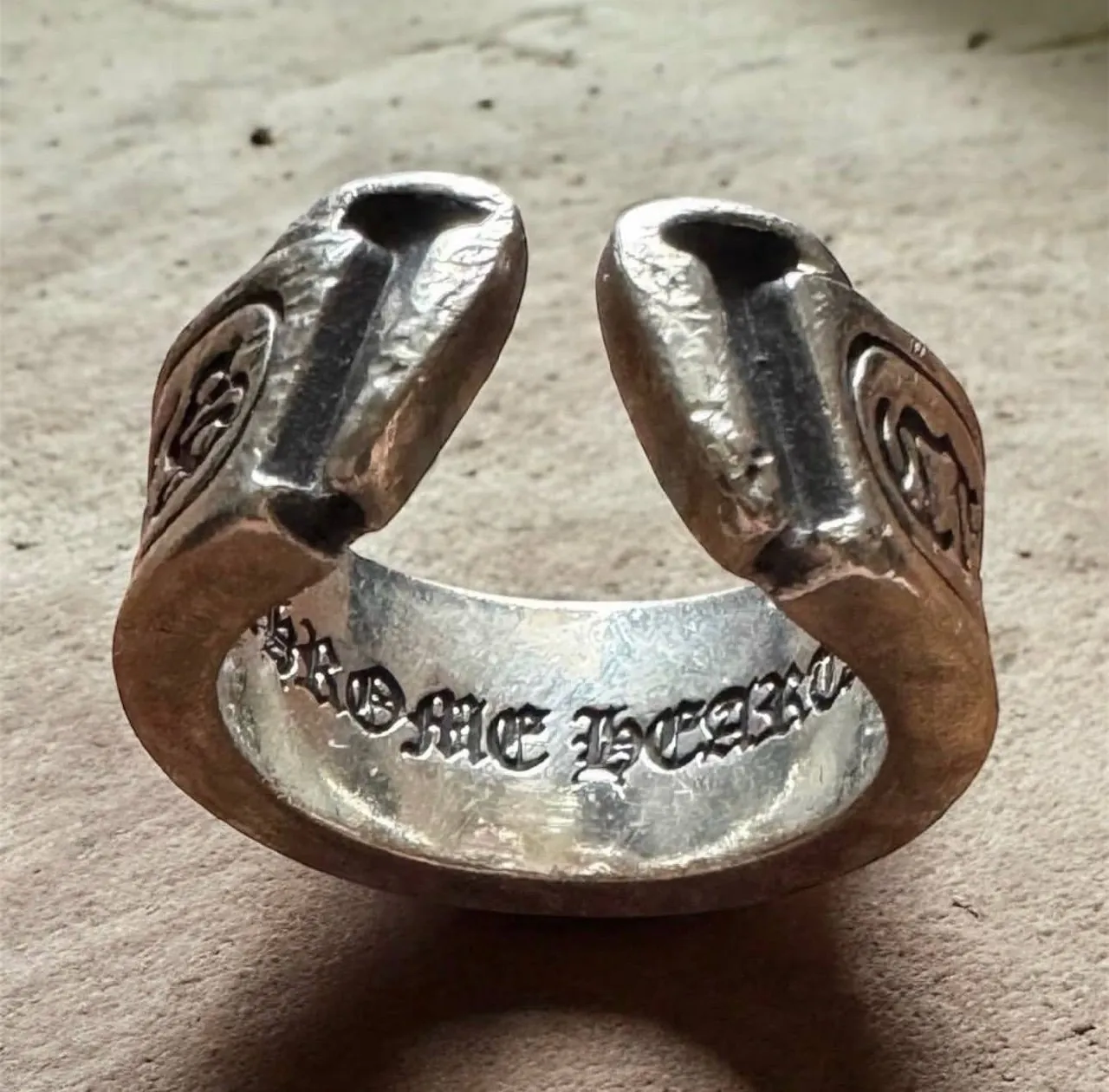 Chrome Hearts Scroll Label оригинал 3