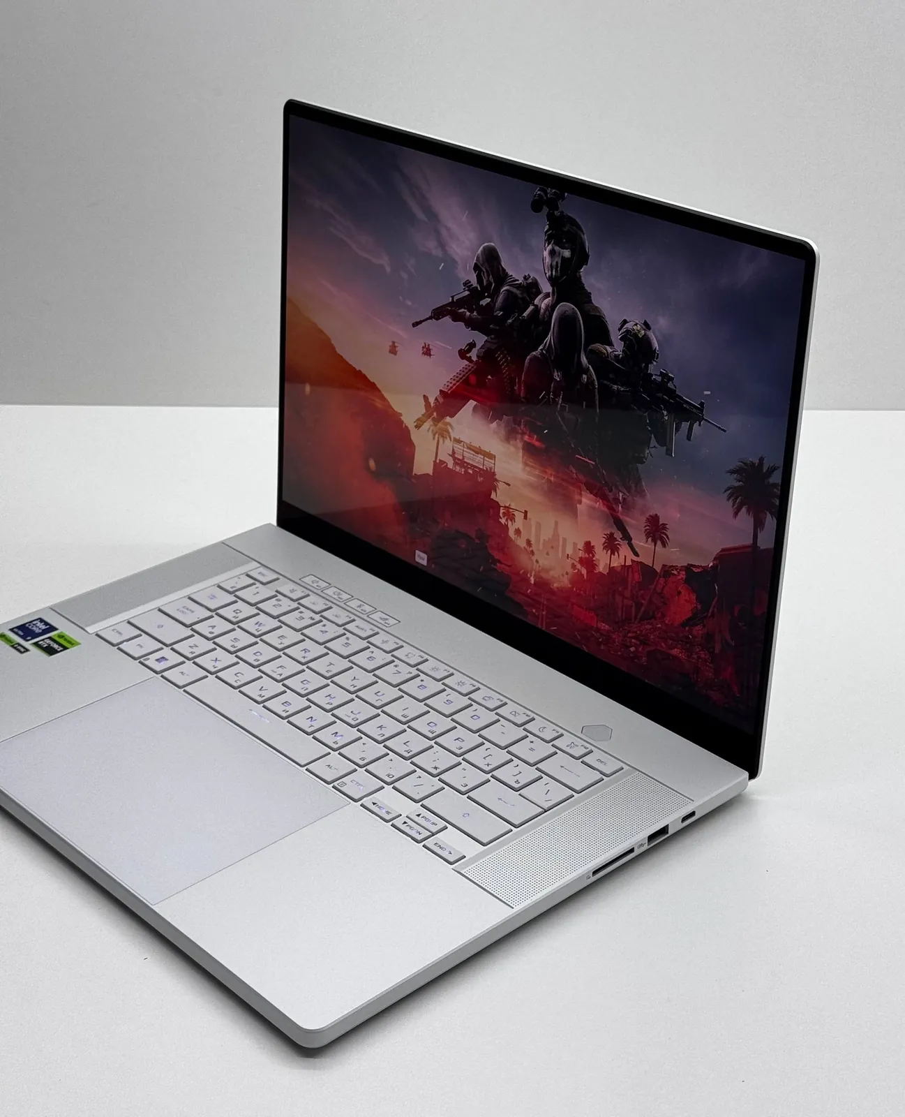 Ноутбук ASUS ROG Zephyrus G16 3