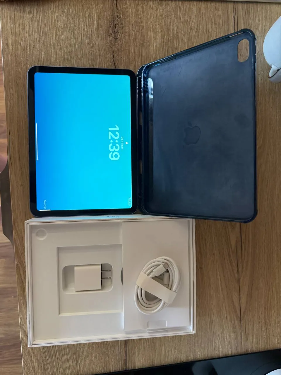 iPad 10 поколения 64GB синий 1