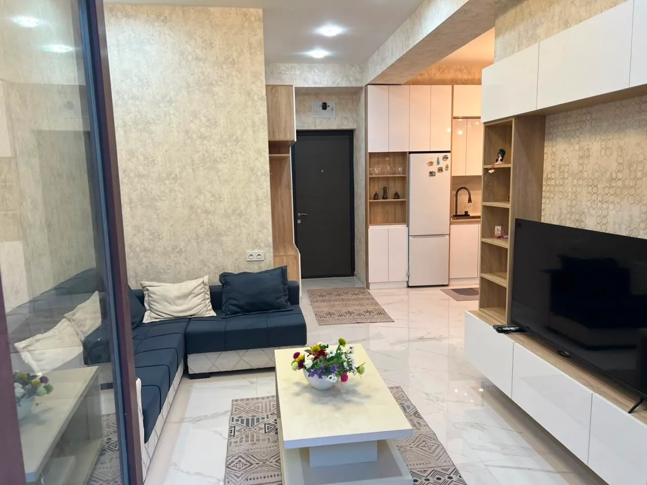 Миниатюра 1
