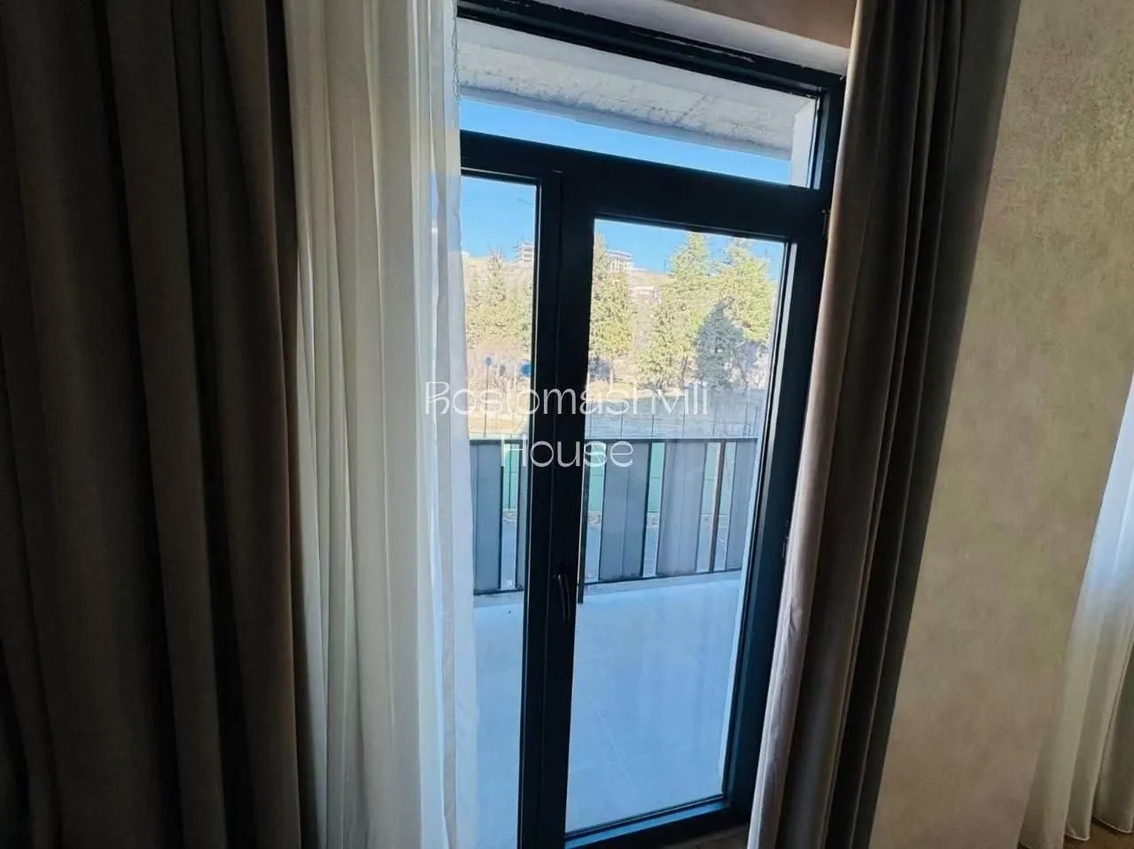 Аренда квартиры Сабуртало Камани 75м 9