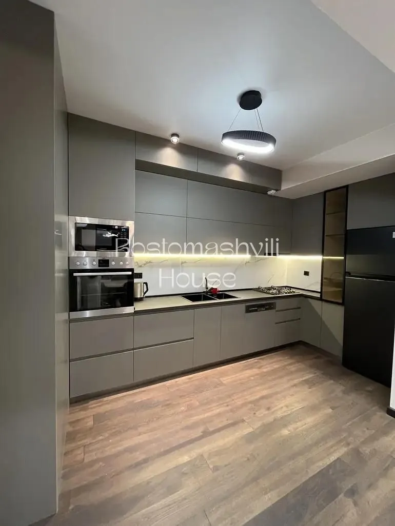 Аренда квартиры Тортладзе 1 80м 4