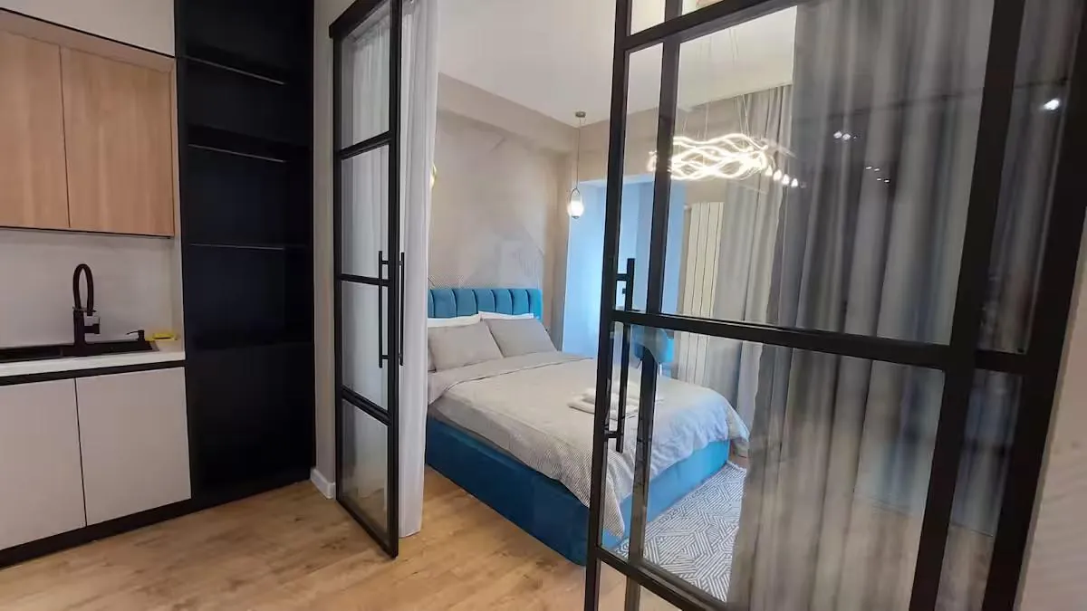 Посуточно квартира Ваке 65м 4