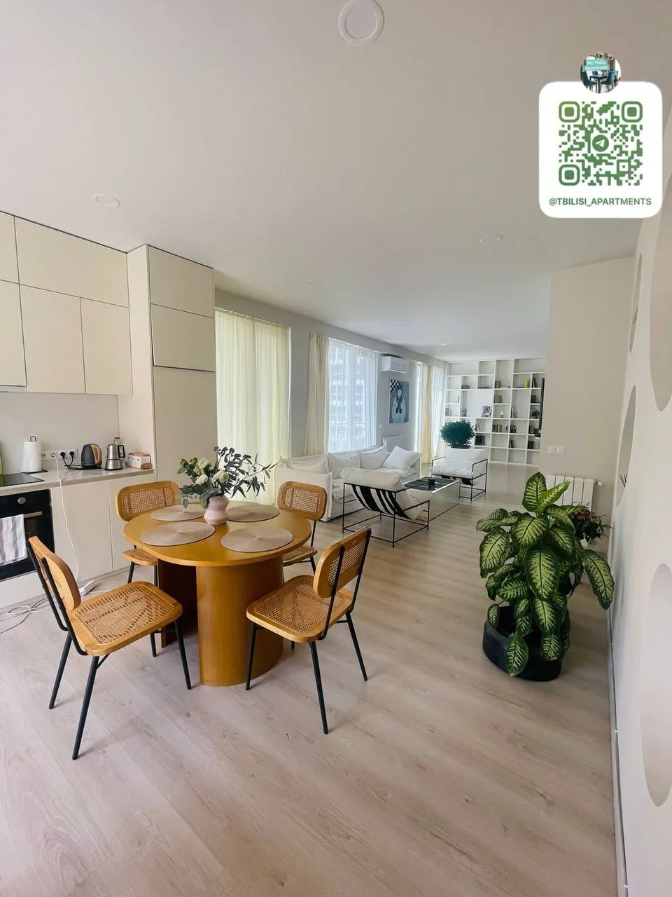 Аренда квартиры Ваке Табидзе 160м 1