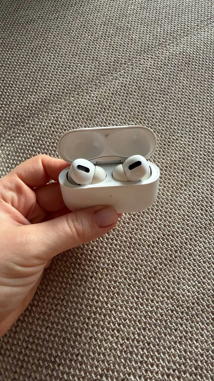 AirPods Pro бесплатно со звуком 1