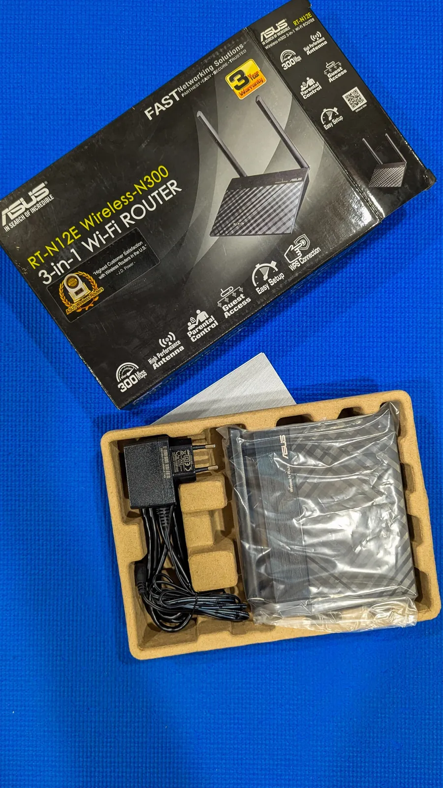Wi-Fi роутер ASUS RT-N12E новый 2