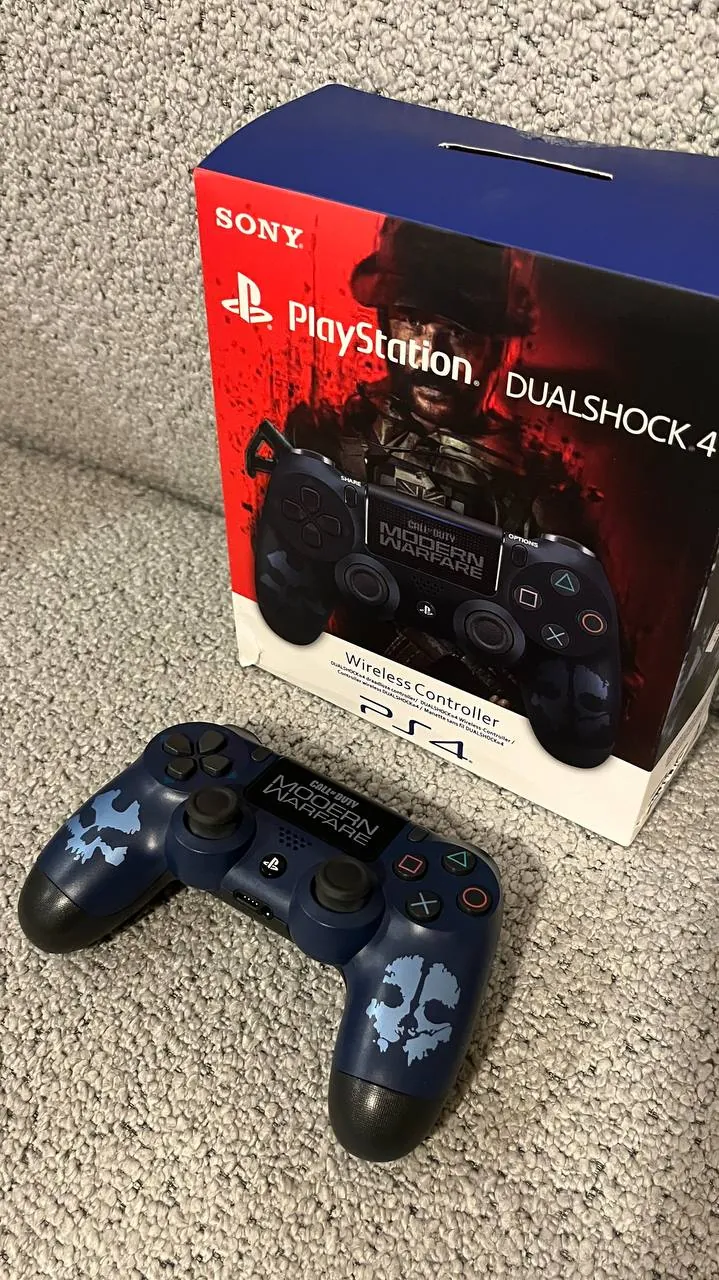 PS4 500GB с играми и контроллером 2