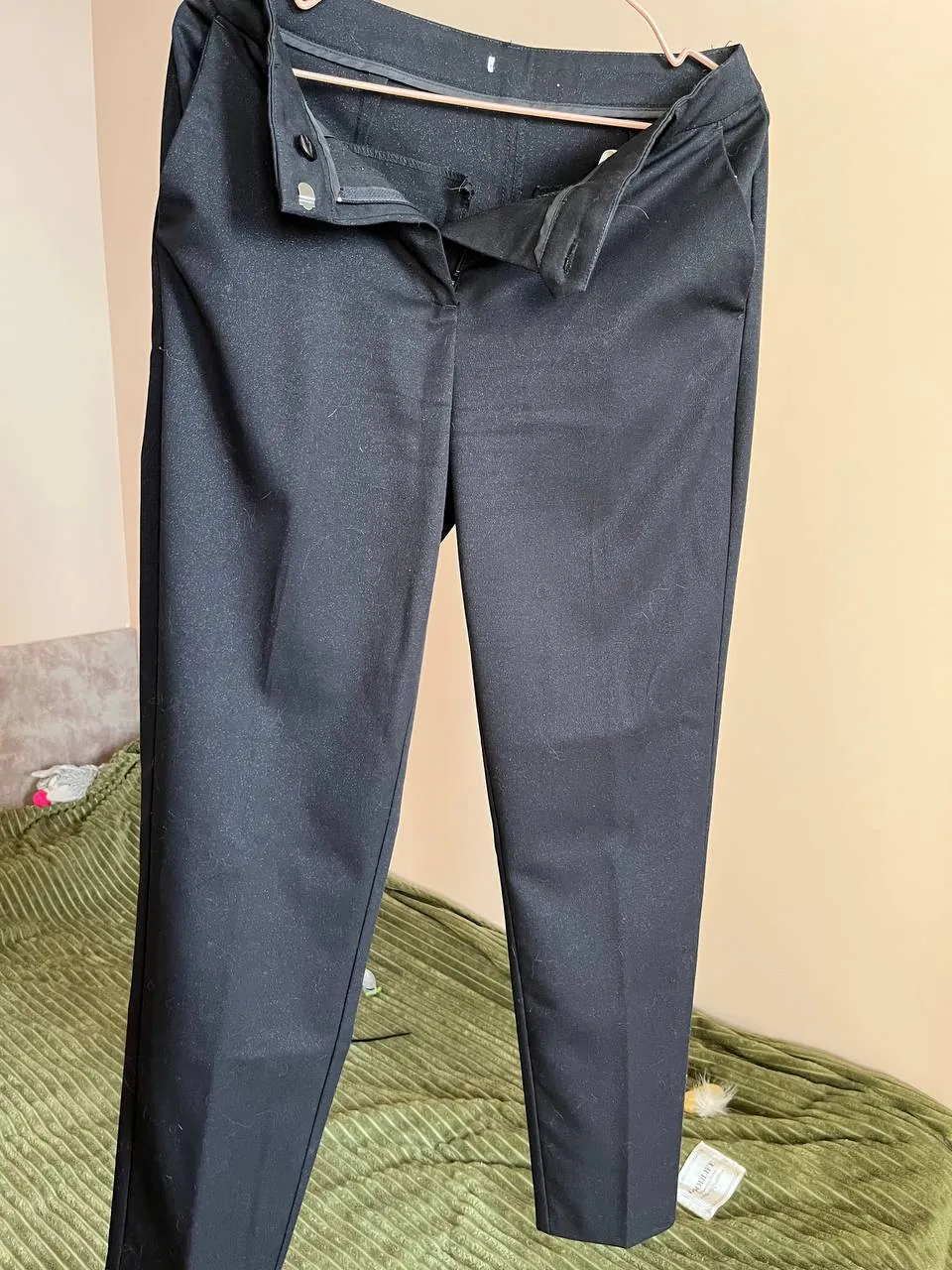 Женская одежда: костюм Mango, брюки, джинсы 5