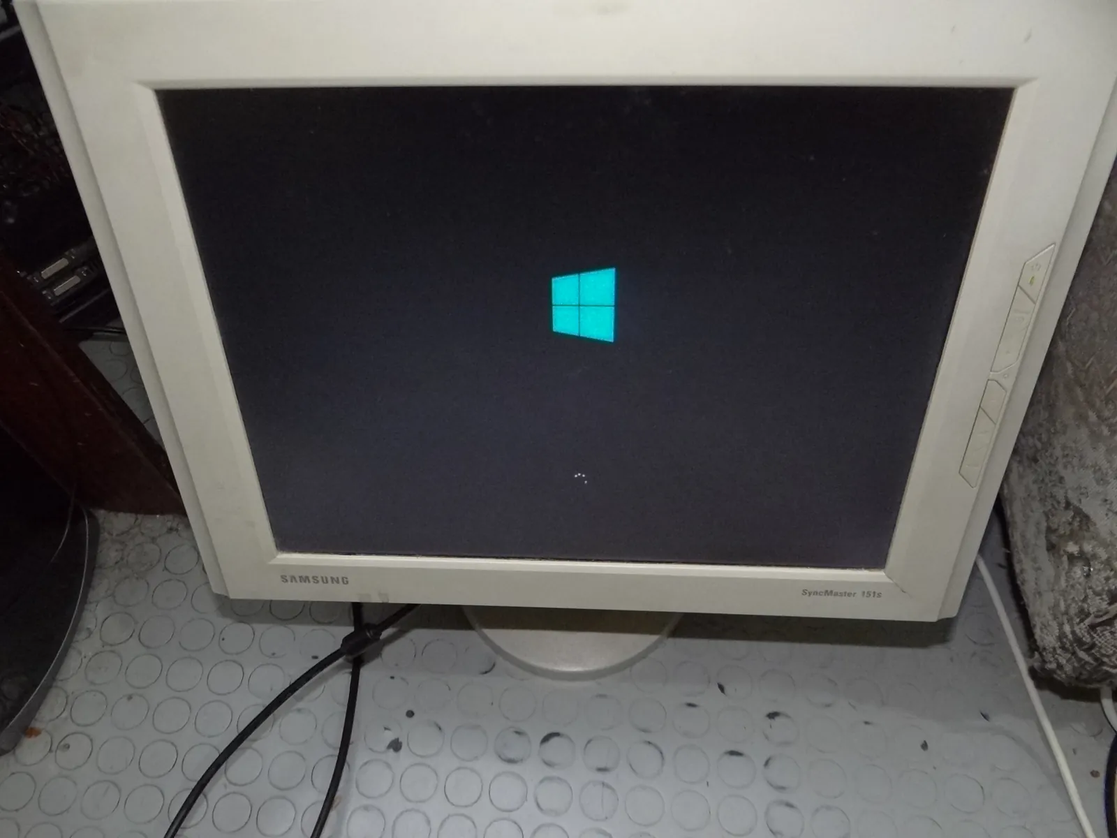 Монитор VGA 4:3 1