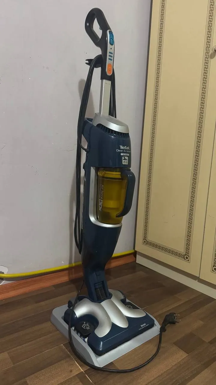 Паровой пылесос Tefal Clean & Steam 1