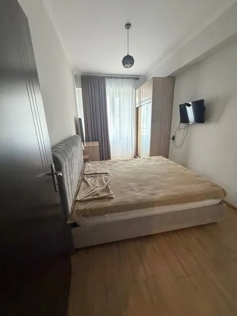 Квартира 178 м² с 5 комнатами в Сабуртало 6