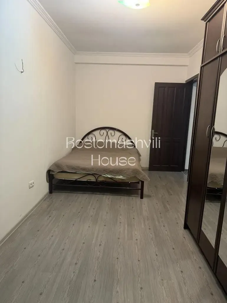 Квартира 115 м² с 3 комнатами в Сабуртало 6