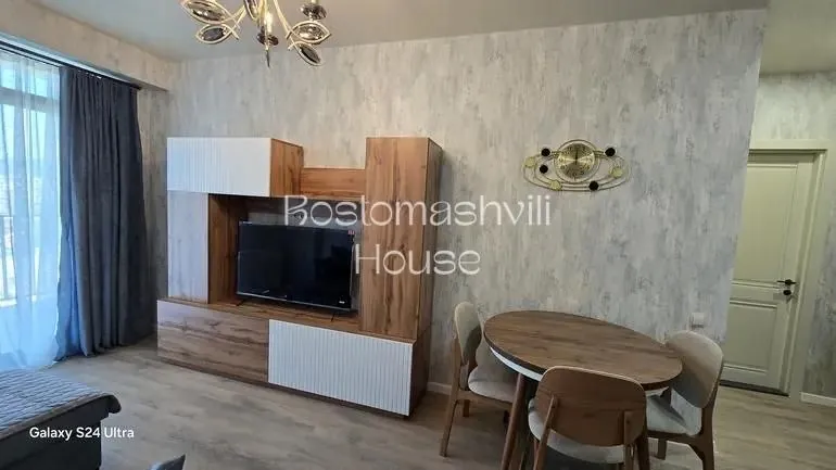 Квартира 57 м² с 2 комнатами в Дидубе 2