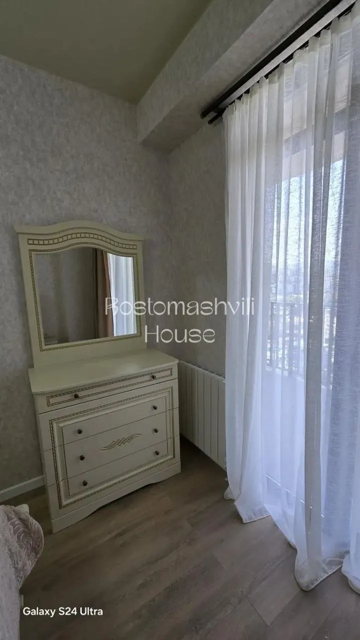 Квартира 57 м² с 2 комнатами в Дидубе 6