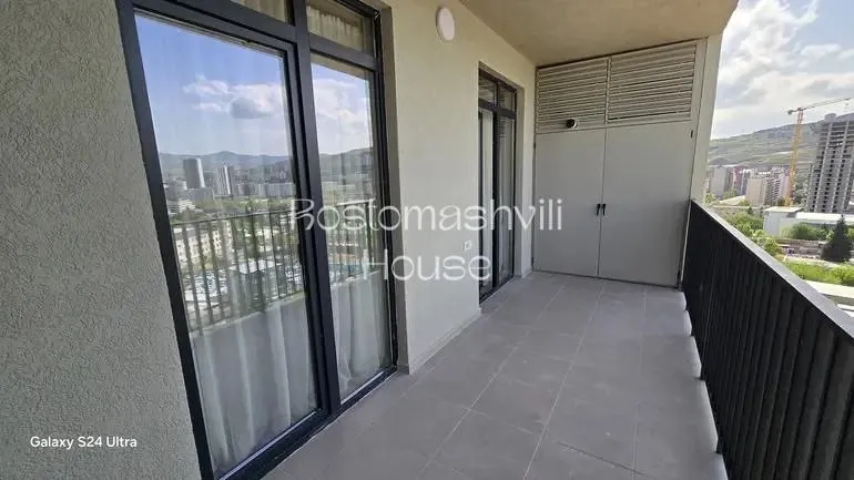 Квартира 57 м² с 2 комнатами в Дидубе 9