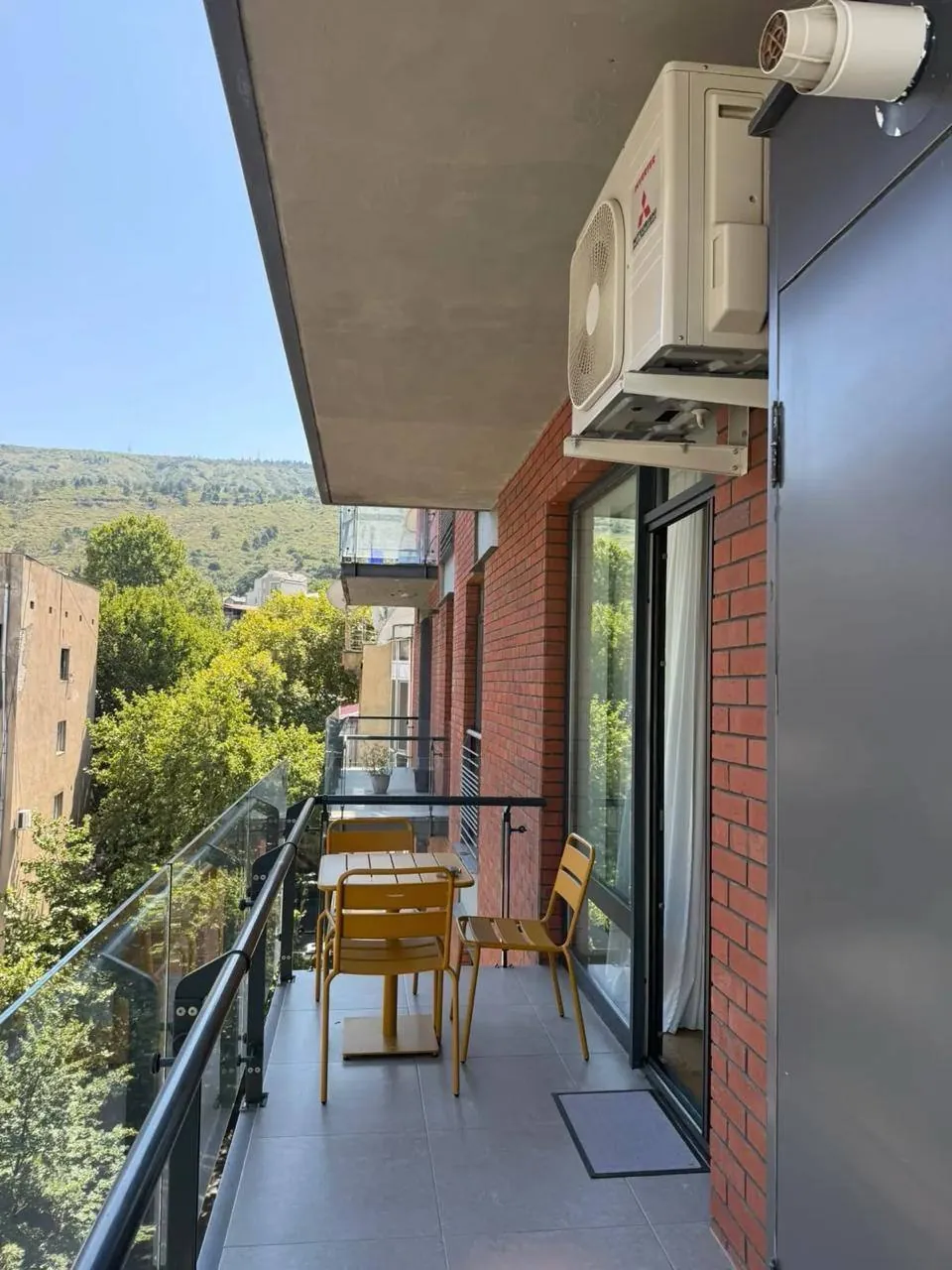 Квартира 85 м² с 3 комнатами в Ваке 4