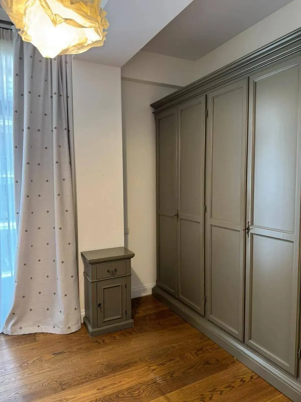 Квартира 85 м² с 3 комнатами в Ваке 6