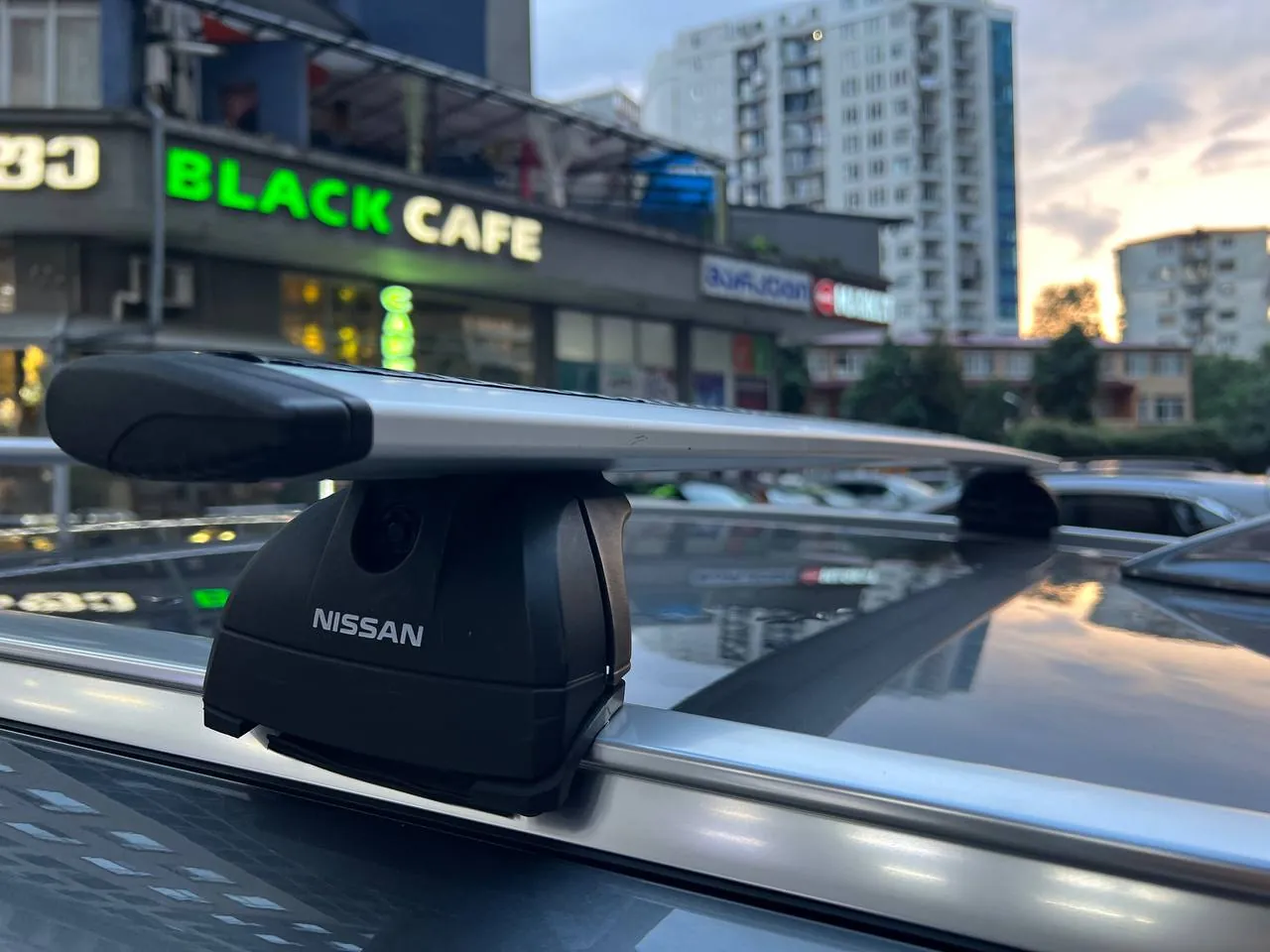 Оригинальные поперечные рейлинги Nissan для авто 2