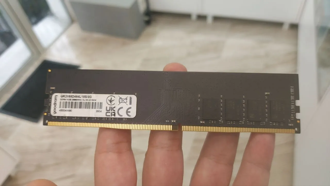 Оперативная память 8 ГБ DDR4 1