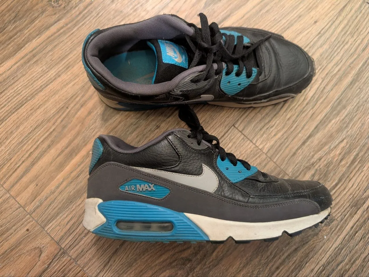 Кожаные кроссовки Nike Air Max 1