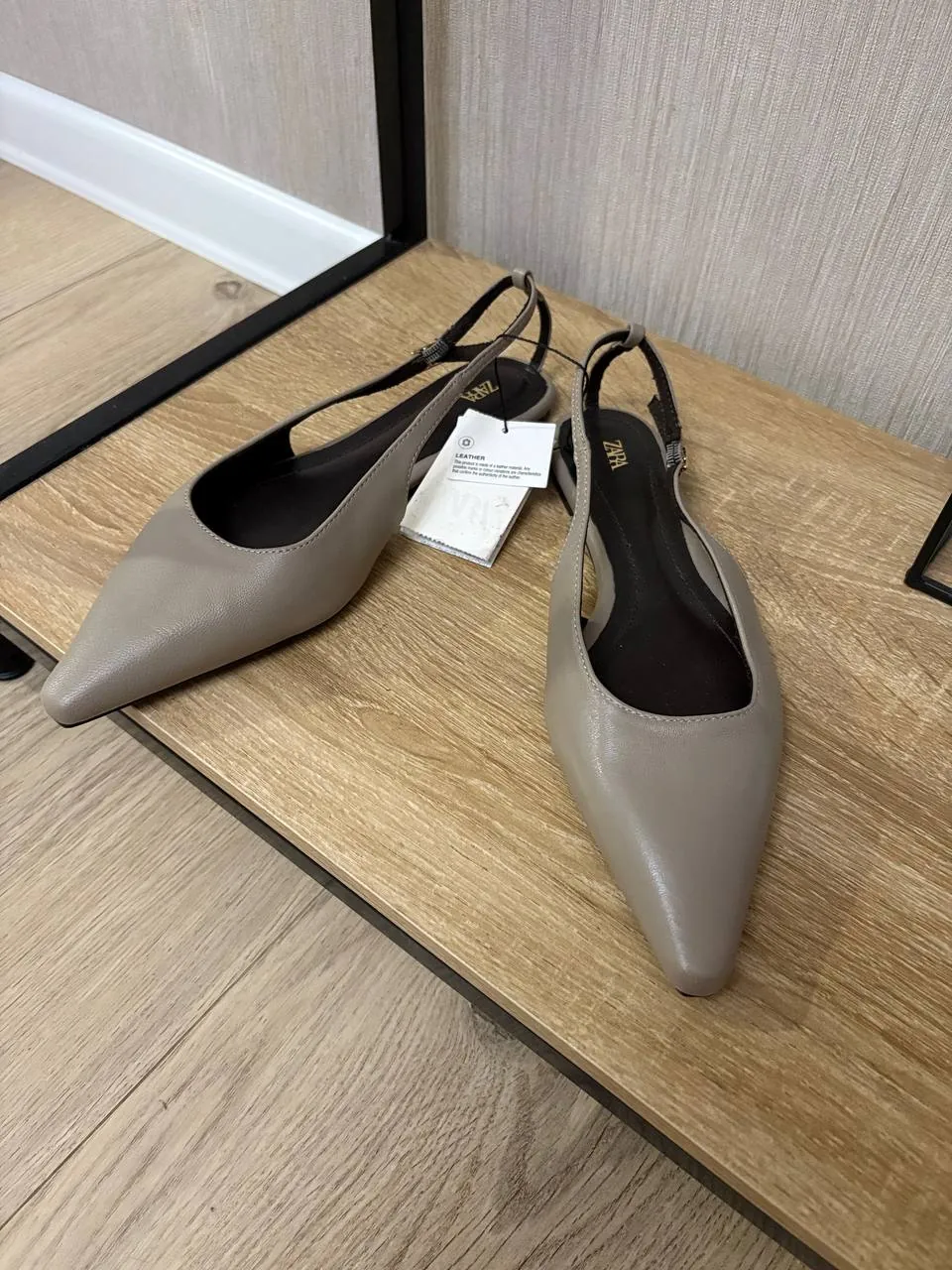 Кожаные балетки ZARA новые 2
