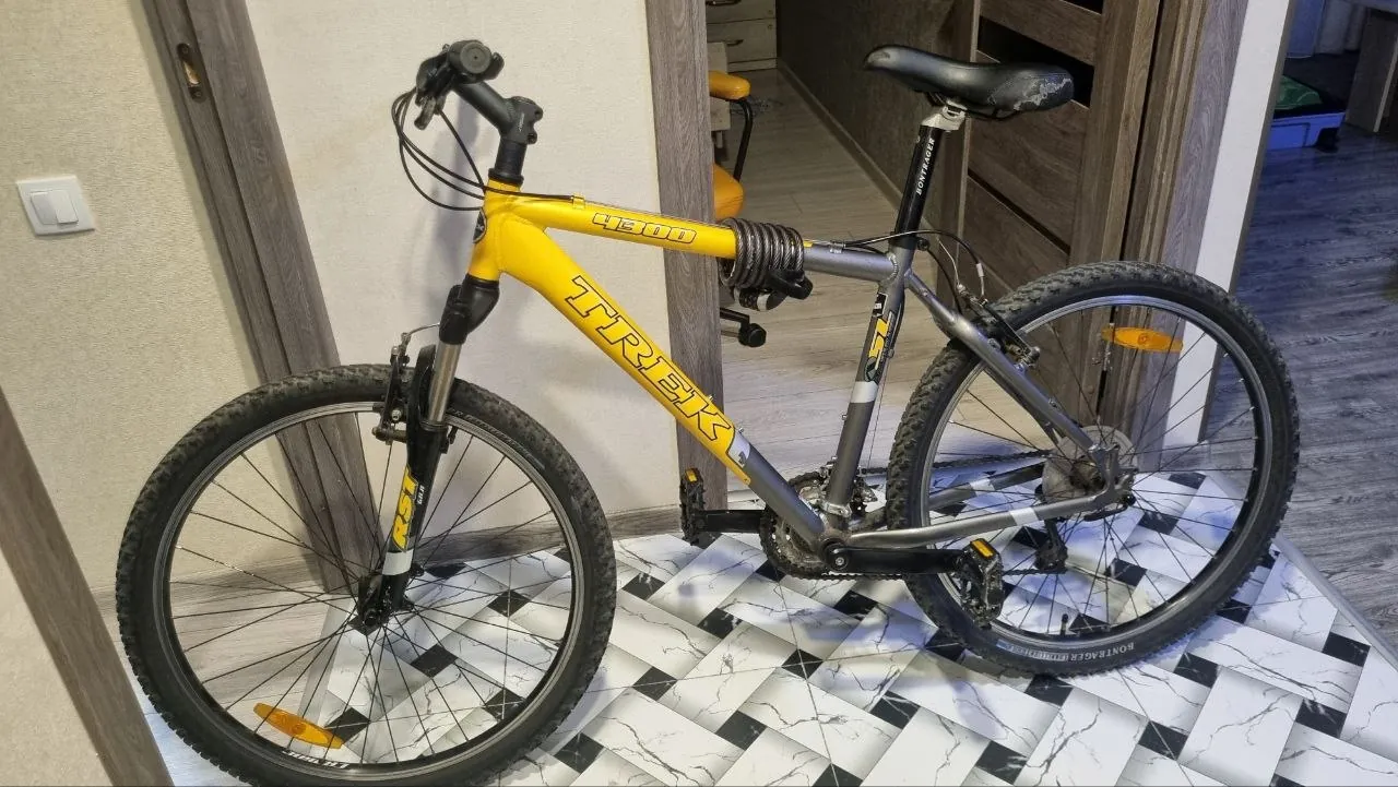Велосипед TREK 4300 2